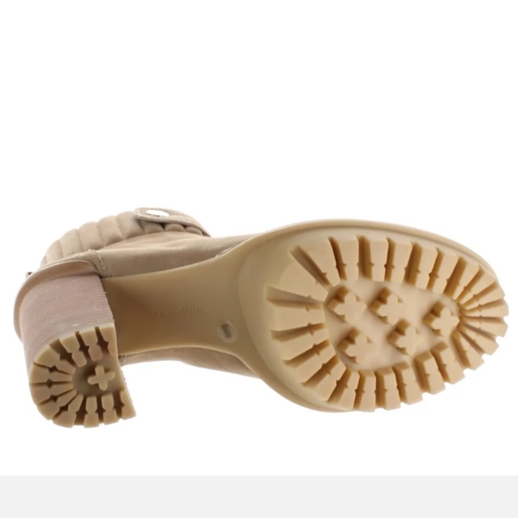 VINCE CAMUTO Everla Croc Embossed Platform Ankle Bootie in tortilla #461 - Picture 8 of 8